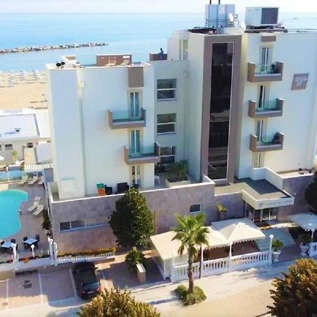 Hotel Caesar Paladium Rimini Exteriér fotografie