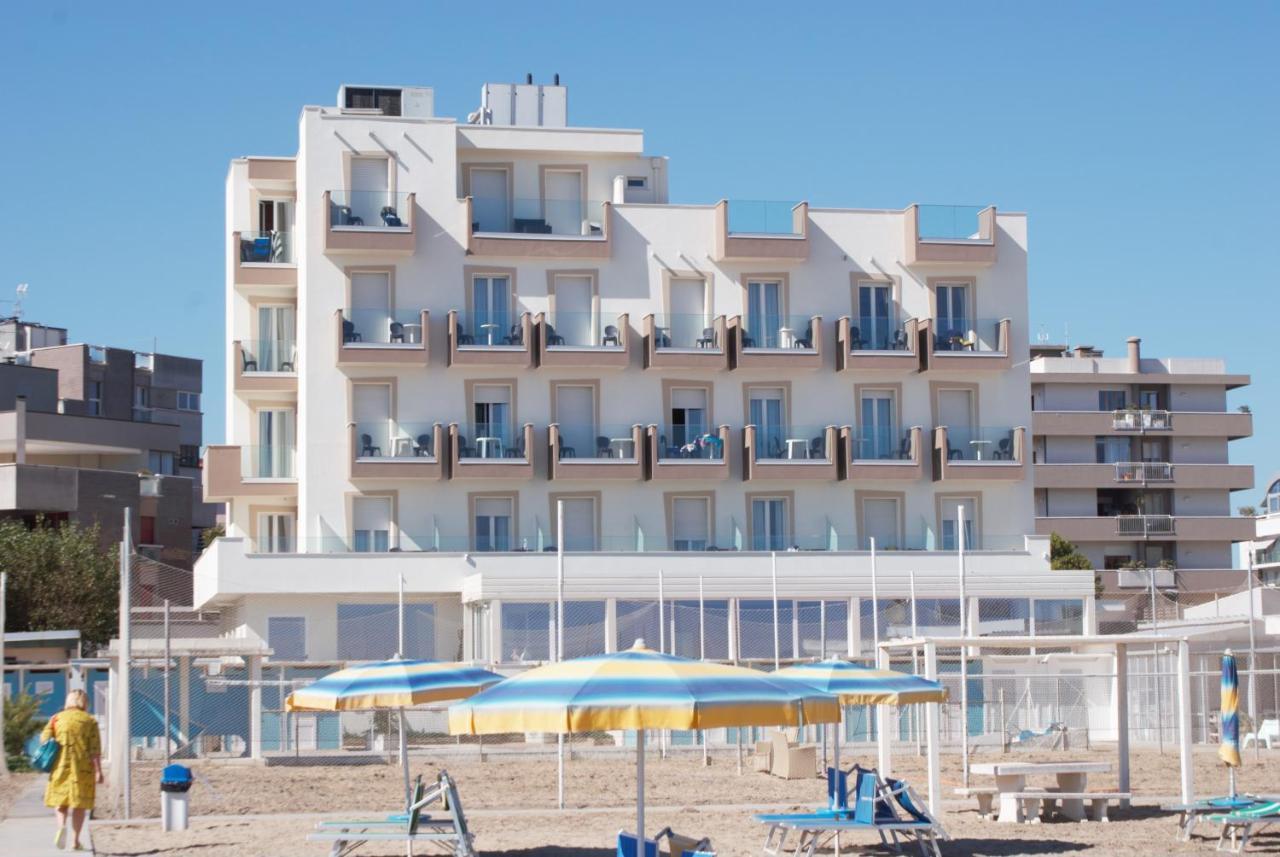 Hotel Caesar Paladium Rimini Exteriér fotografie