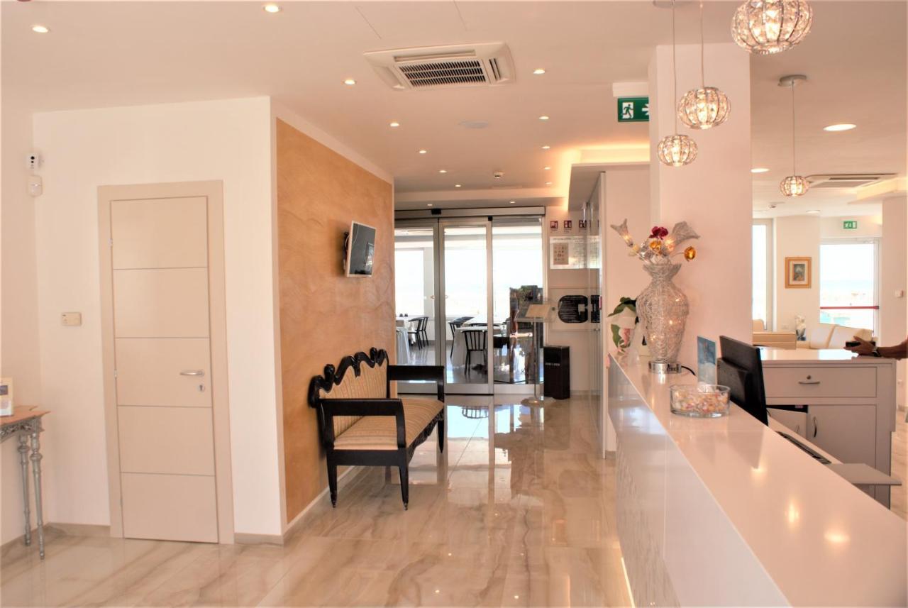 Hotel Caesar Paladium Rimini Exteriér fotografie
