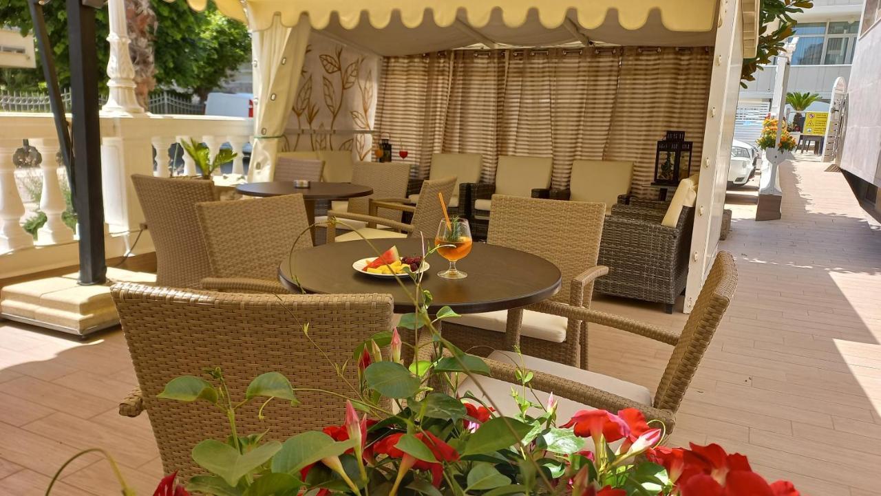 Hotel Caesar Paladium Rimini Exteriér fotografie