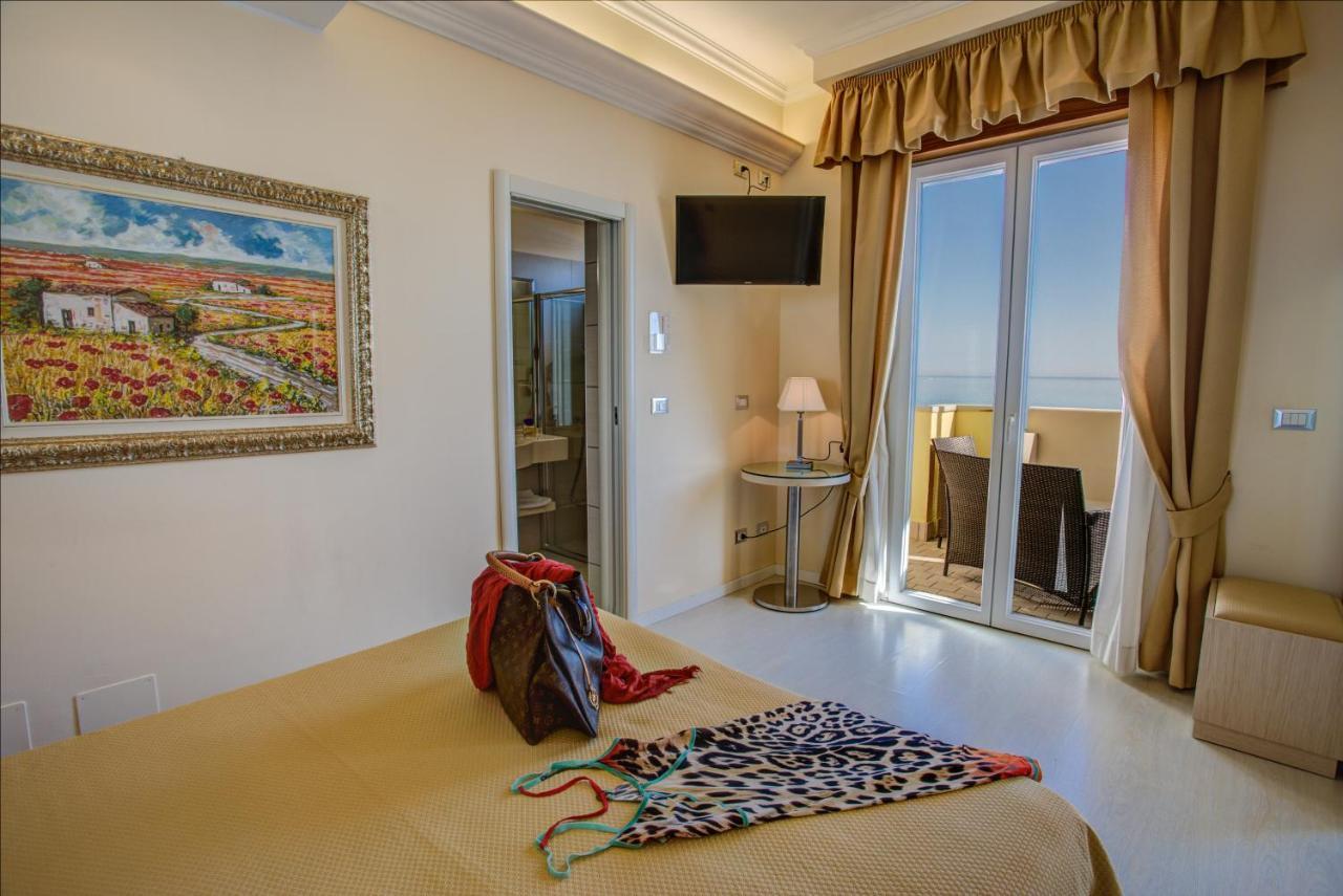 Hotel Caesar Paladium Rimini Pokoj fotografie