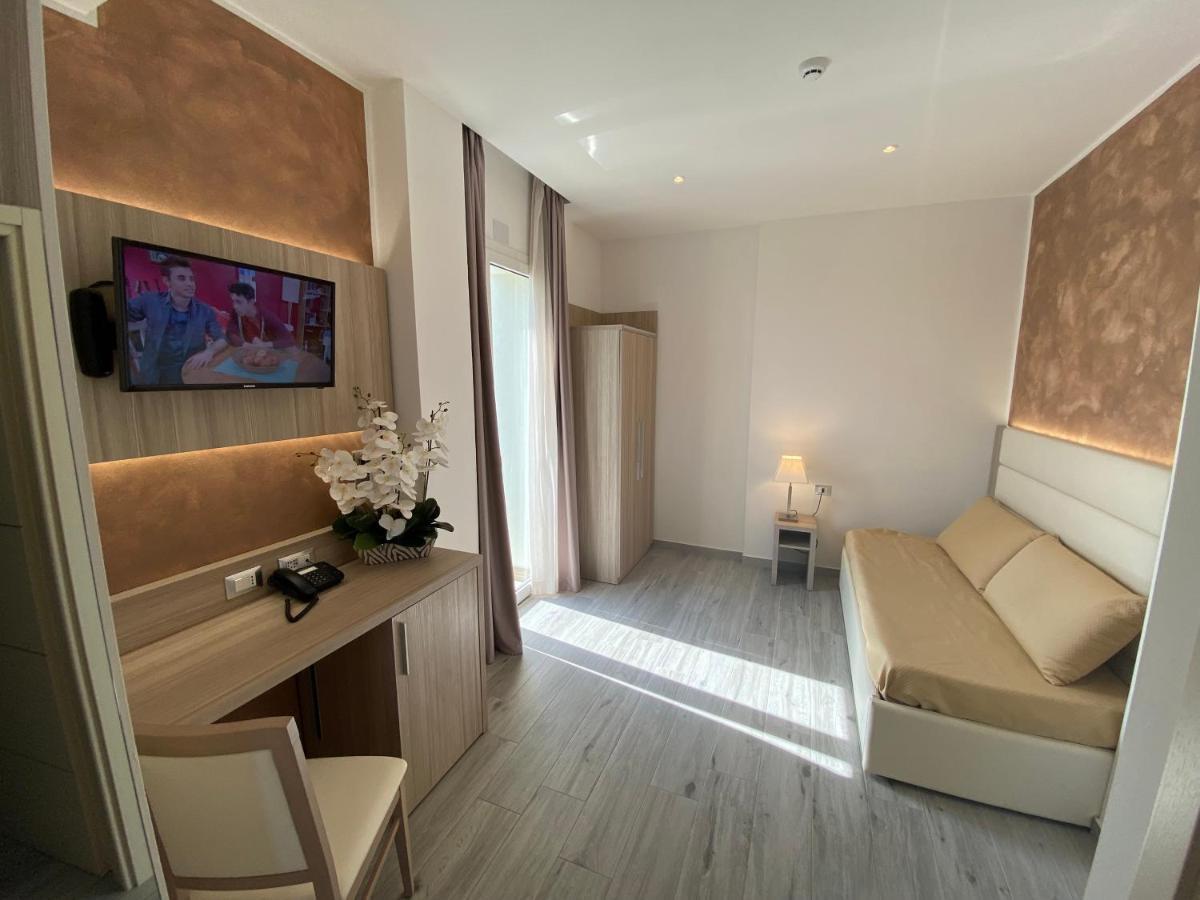 Hotel Caesar Paladium Rimini Exteriér fotografie