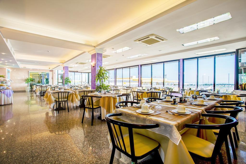 Hotel Caesar Paladium Rimini Exteriér fotografie