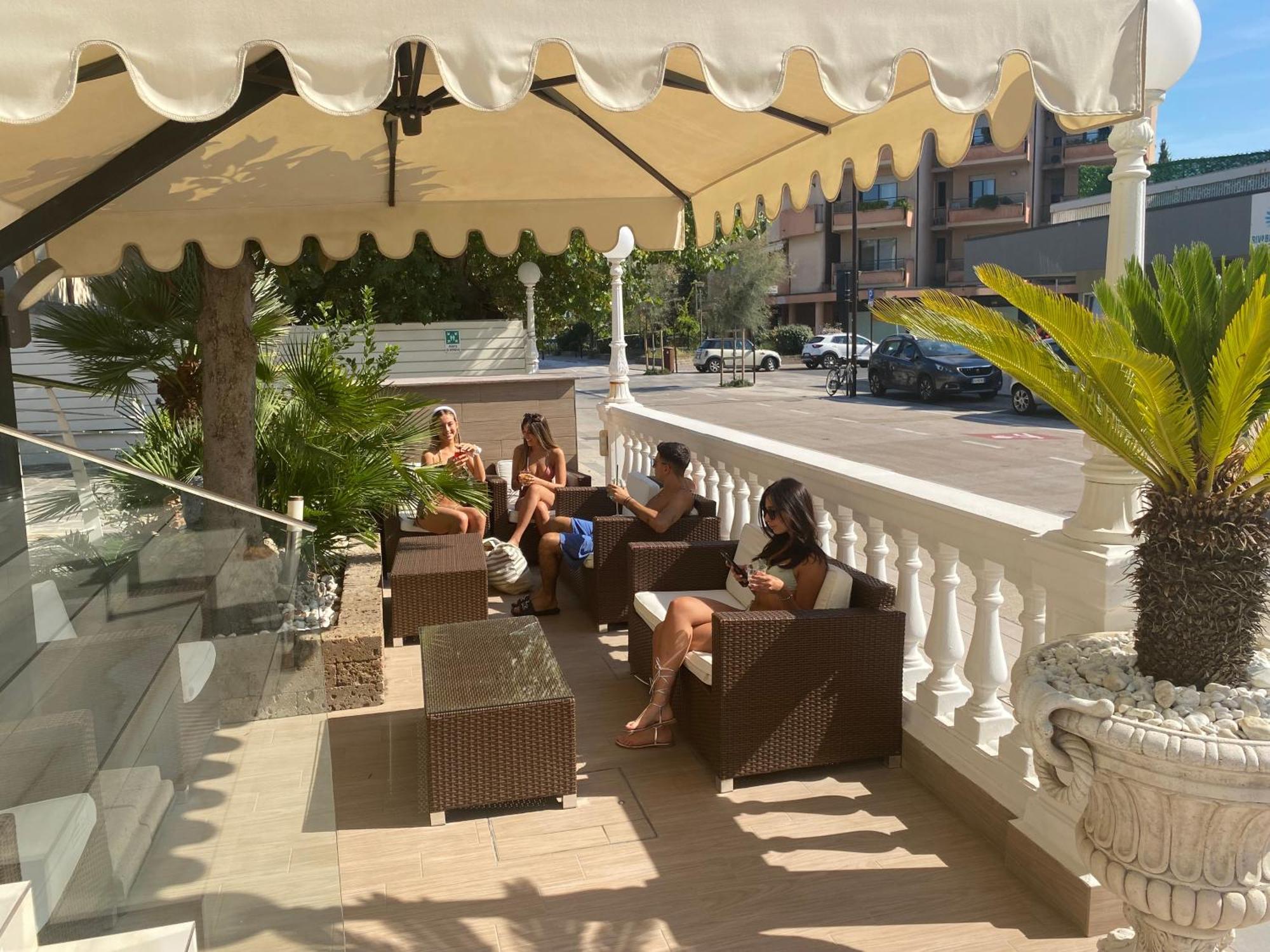 Hotel Caesar Paladium Rimini Exteriér fotografie