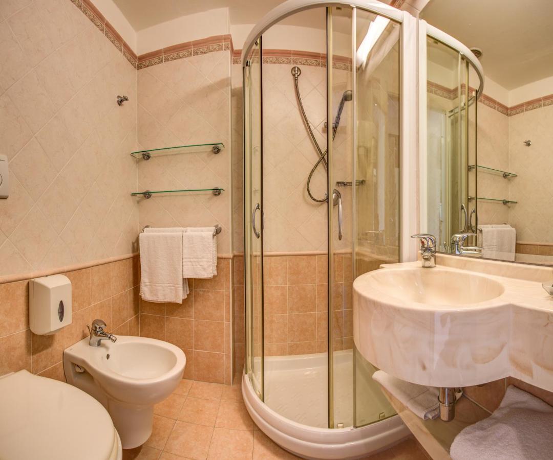 Hotel Caesar Paladium Rimini Pokoj fotografie